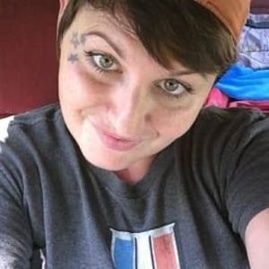 Meet your Posher, Paula